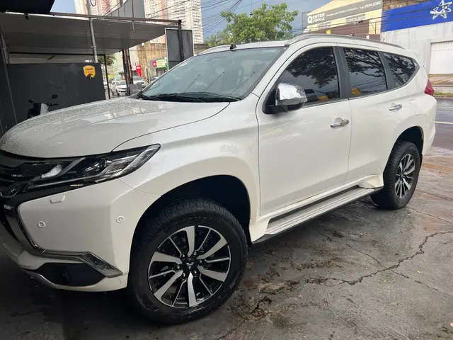 Carro Mitsubishi Pajero Sport 2020 2.4 DI-D HPE Auto 4WD