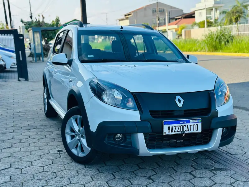 Renault Sandero Stepway 1.6 16V Hi-Flex (aut)