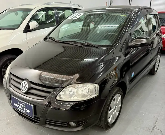 Carro Volkswagen Fox 2009 Route 1.6 8V (Flex)