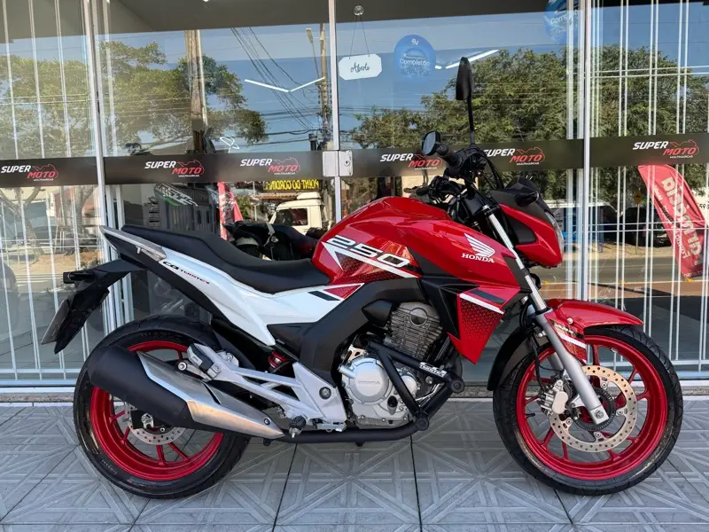 Honda CB 250F Twister (CBS)