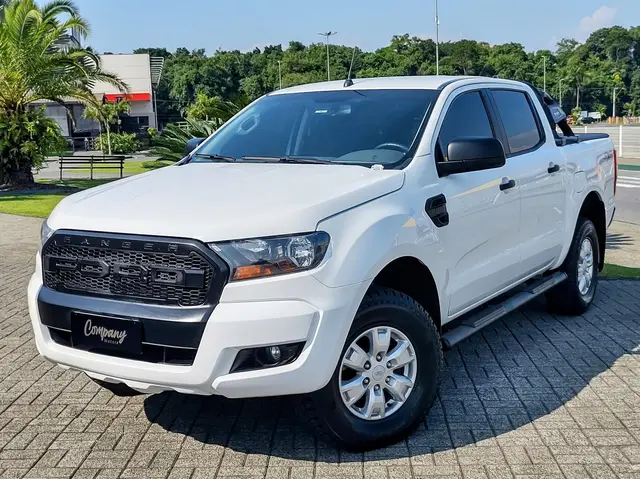Carro Ford Ranger Cabine Dupla 2017 Ranger XLS 2.2 4x4 CD Diesel (Mec.)
