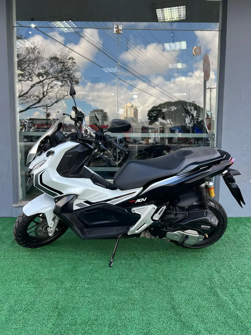 Honda ADV ABS