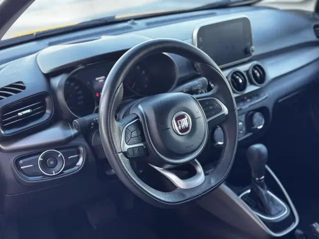 Carro Fiat Cronos 2019 1.8 Drive (Aut) (Flex)