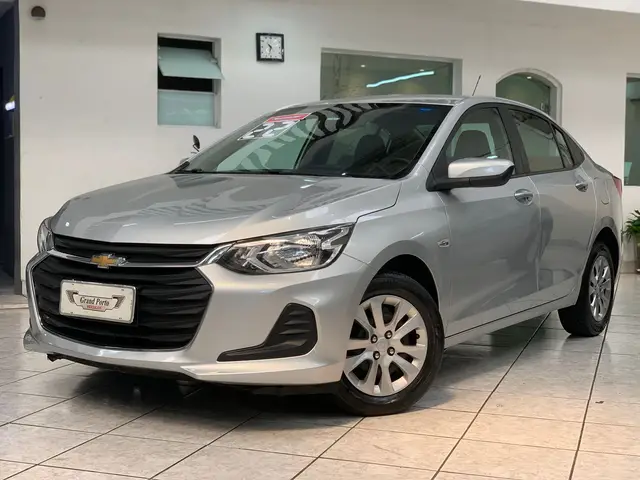 Carro Chevrolet Onix Plus 2022 1.0 LT (Flex)