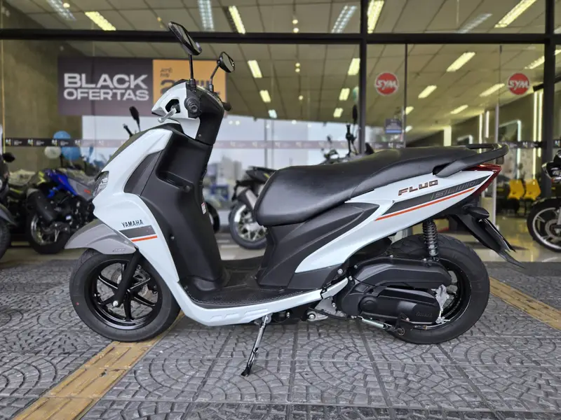 Yamaha Fluo ABS