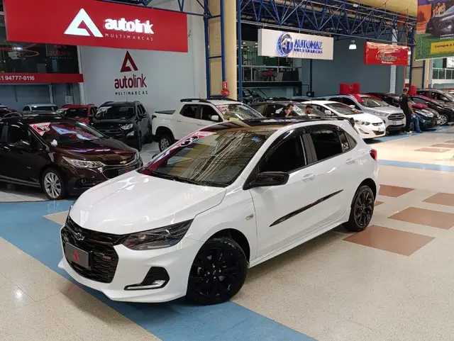 Carro Chevrolet Onix 2024 RS 1.0 Turbo (Aut.)