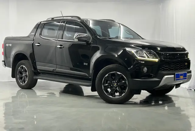 Carro Chevrolet S10 Cabine Dupla 2023 High Country 2.8 Turbodiesel (Aut.)