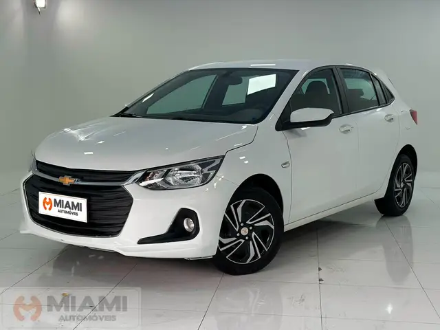 Carro Chevrolet Onix 2024 LT 1.0