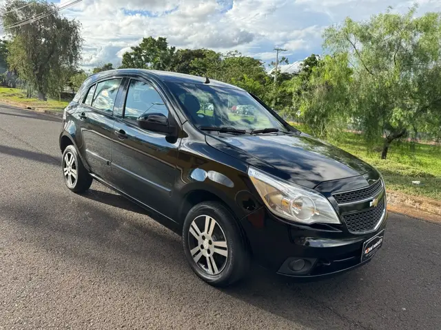 Carro Chevrolet Agile 2011 LTZ 1.4 8V (Flex)