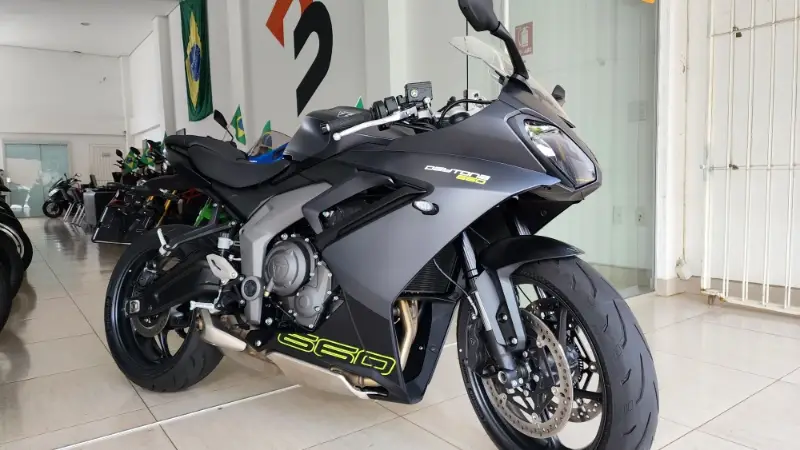 Triumph Daytona 660 ABS