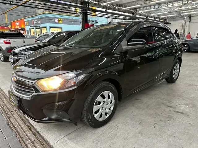 Carro Chevrolet Onix 2017 1.0 LT SPE/4
