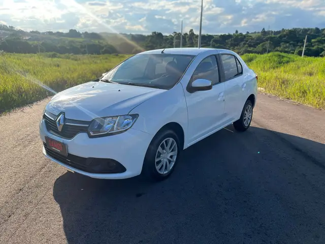 Carro Renault Logan 2017 Expression 1.0 16V (Flex)