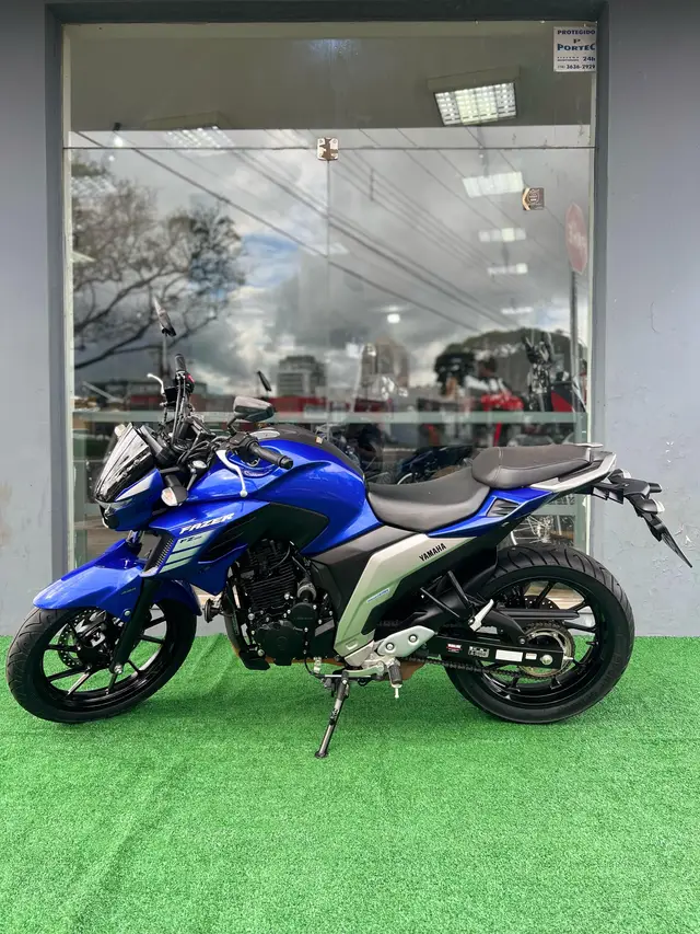 Moto Yamaha Fazer FZ25 2023 ABS
