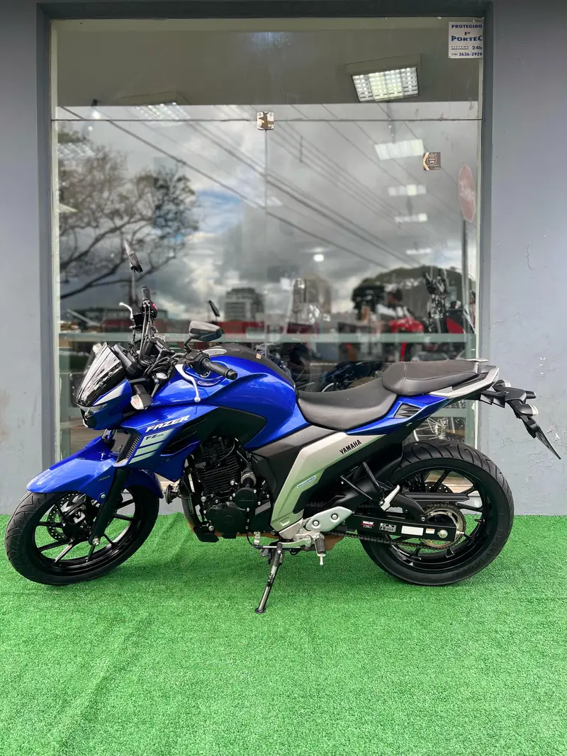 Yamaha Fazer FZ25 ABS