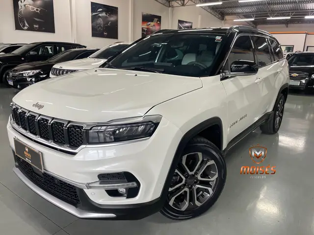 Carro Jeep Commander 2023 Limited 1.3 T270