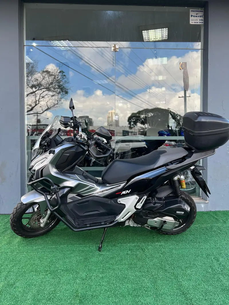 Honda ADV ABS