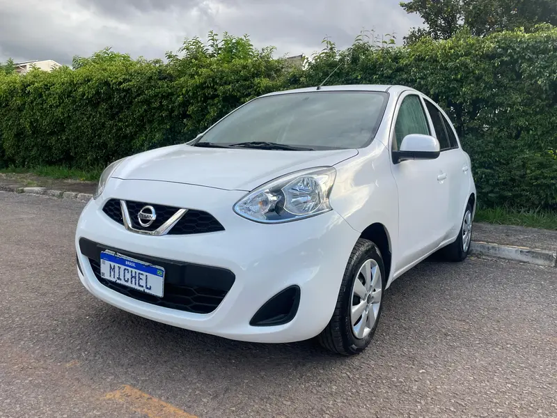 Nissan March 1.0 12V S (Flex)