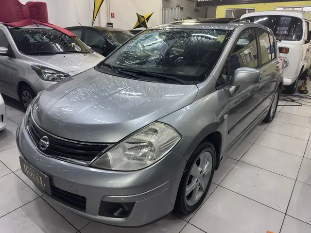 Carro Nissan Tiida 2012 SL 1.8 (flex)