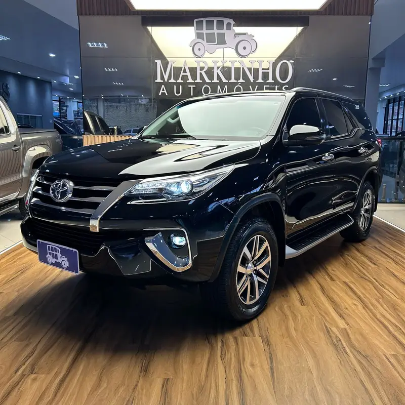 Toyota SW4 2.8 TDI SRX 7L 4x4 (Aut) (Diesel)