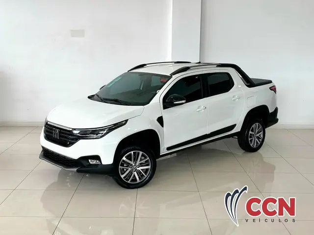 Carro Fiat Strada 2025 Volcano 1.3 Flex 8V CD Aut.
