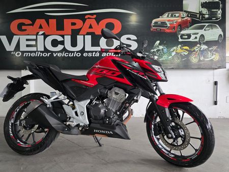 CB 300F Twister (ABS)