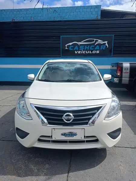 Nissan Versa 1.6 16V SL (Flex)