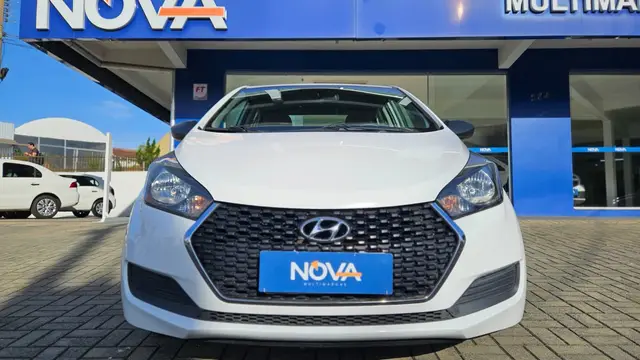 Carro Hyundai HB20S 2019 1.0 Unique (Flex)