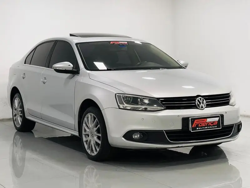 Volkswagen Jetta 2.0 TSI Highline DSG