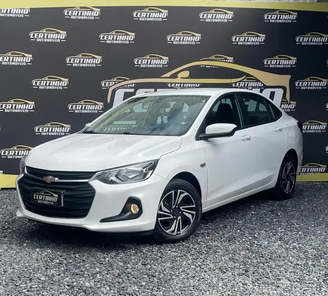 Chevrolet Onix Plus LT 1.0