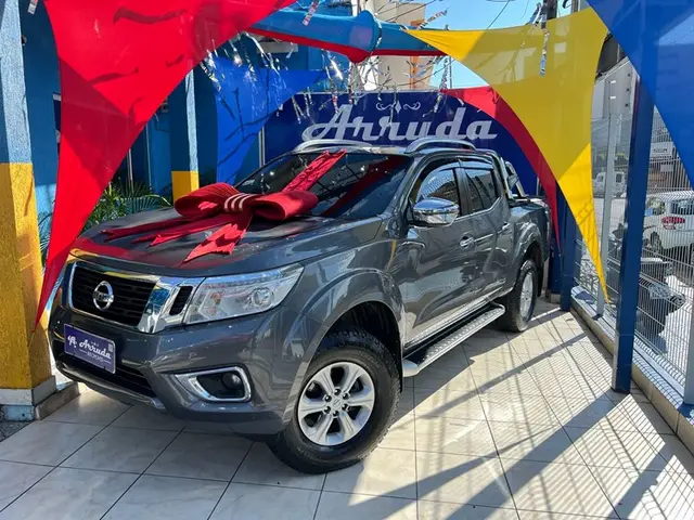 Carro Nissan Frontier 2018 2.3 TD CD LE 4x4 (Aut)