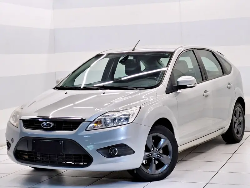 Ford Focus Hatch Titanium 2.0 16V