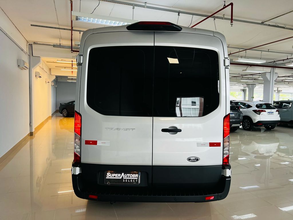 Transit Minibus 15 Lug. 2.0 Diesel (Aut.)