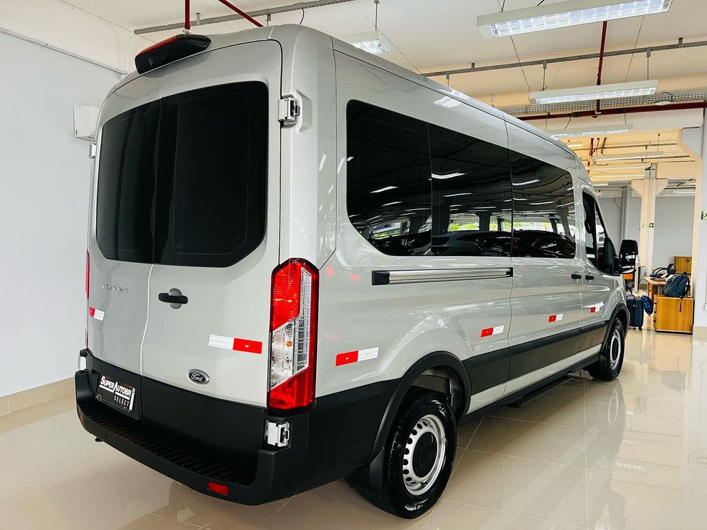 Transit Minibus 15 Lug. 2.0 Diesel (Aut.)