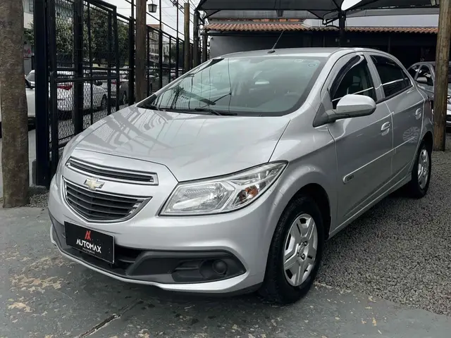 Carro Chevrolet Onix 2014 1.0 LT SPE/4