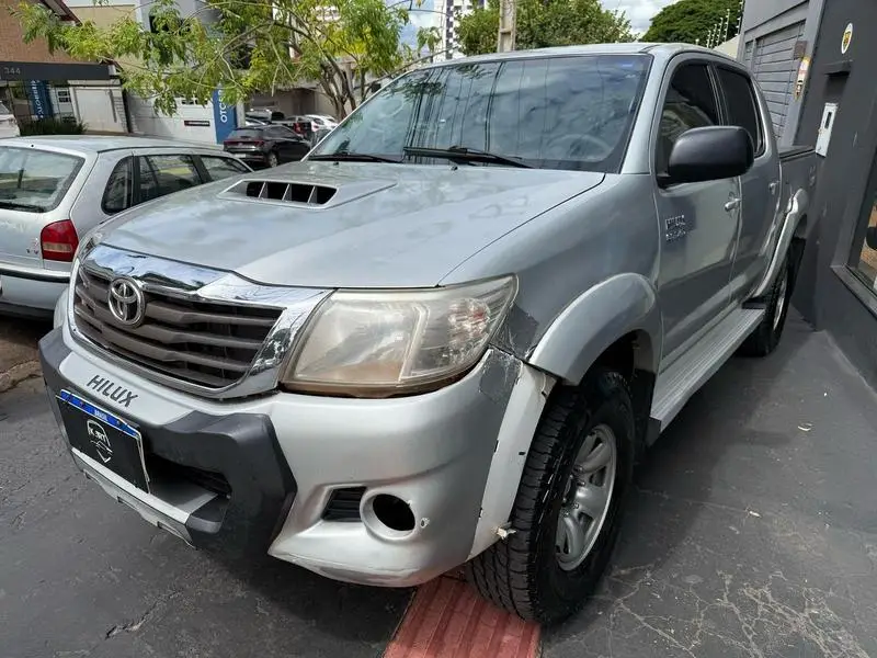 Toyota Hilux 3.0 TDI 4x4 CD STD