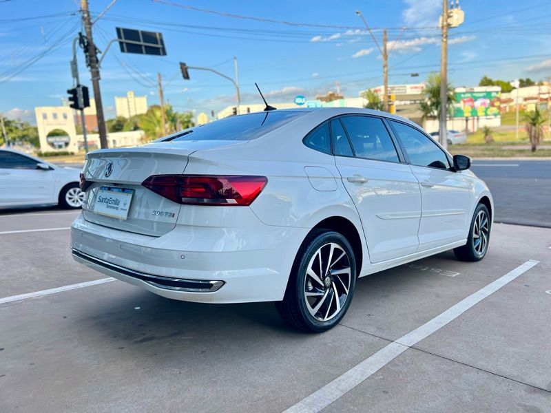 Virtus 1.0 200 TSI Highline (Flex) (Aut)