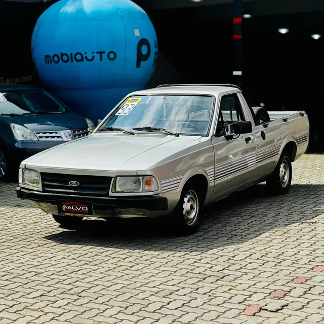 Carro Ford Pampa 1993 L 1.6 (Cab Simples)