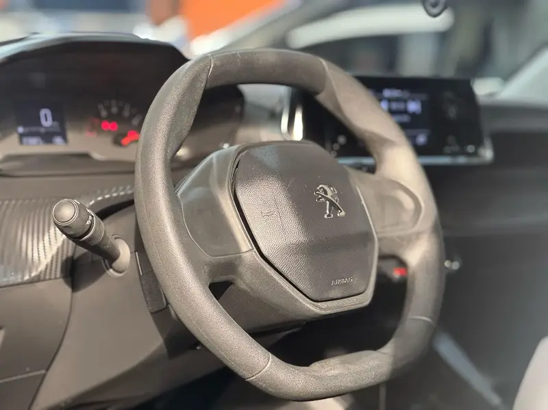 Peugeot Style 1.0 (Flex)