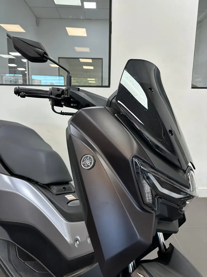 Yamaha Connected 160 ABS