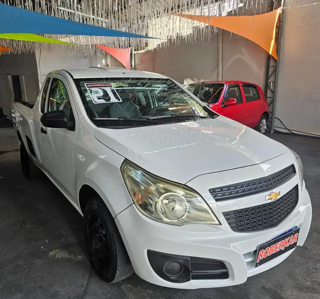 Carro Chevrolet Montana 2021 LS 1.4 (Flex)