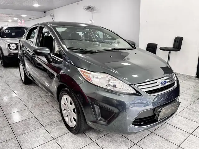 Carro Ford New Fiesta Sedan 2011 SE 1.6 (Flex)