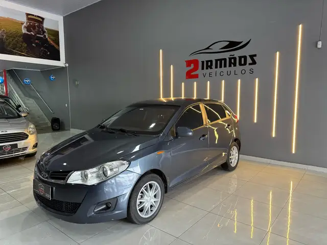 Carro CAOA Chery Celer 2013 Hatch 1.5 16V (Flex)