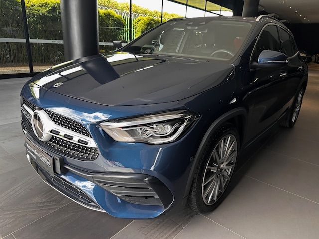 GLA 200 AMG Line 1.3 16V TB Aut.