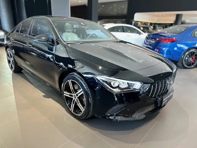 Mercedes-Benz CLA 250 2.0 CGI Gasolina 4MATIC (Aut)