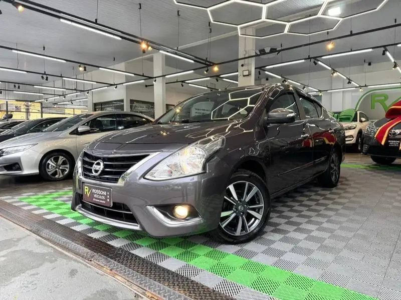 Nissan Versa 1.6 16V SL FlexStart CVT (Flex)
