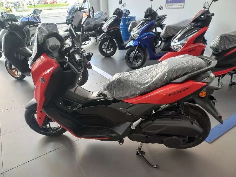 Yamaha NMax Connected 160