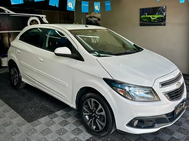 Carro Chevrolet Onix 2016 1.4 LTZ SPE/4