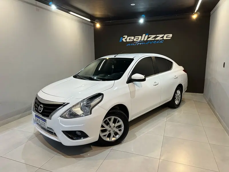 Nissan Versa 1.6 16V SV FlexStart CVT (Flex)
