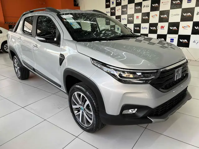 Carro Fiat Strada 2024 Volcano 1.3 Cabine Dupla