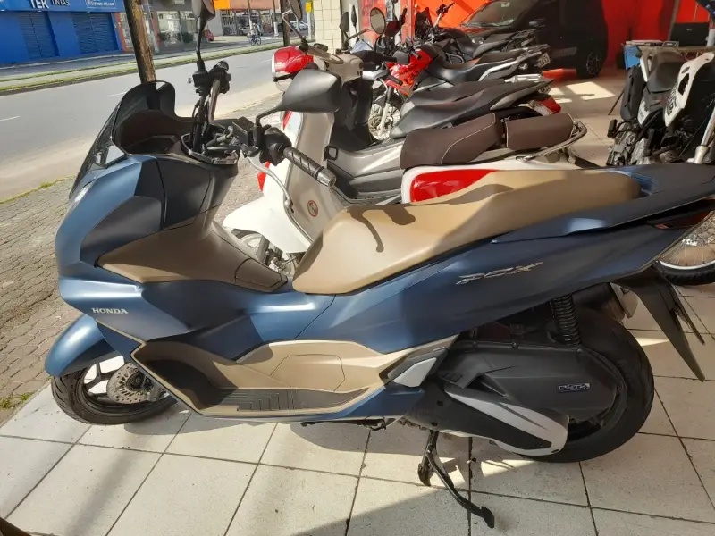 Honda PCX 160 DLX ABS
